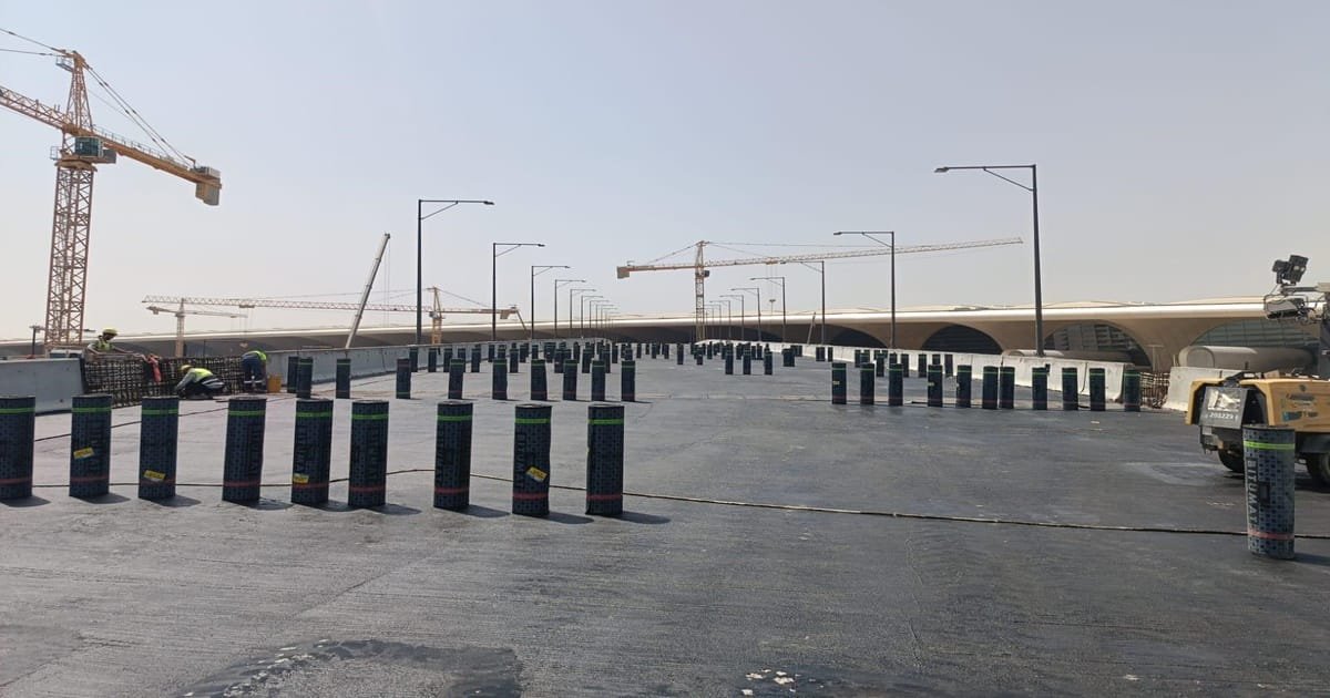 ما هو عازل أسطح جيتاروف